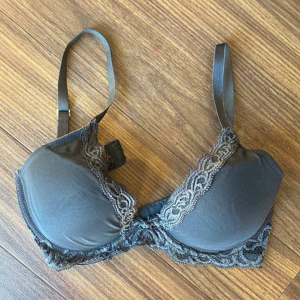 Natori underwire lace bra